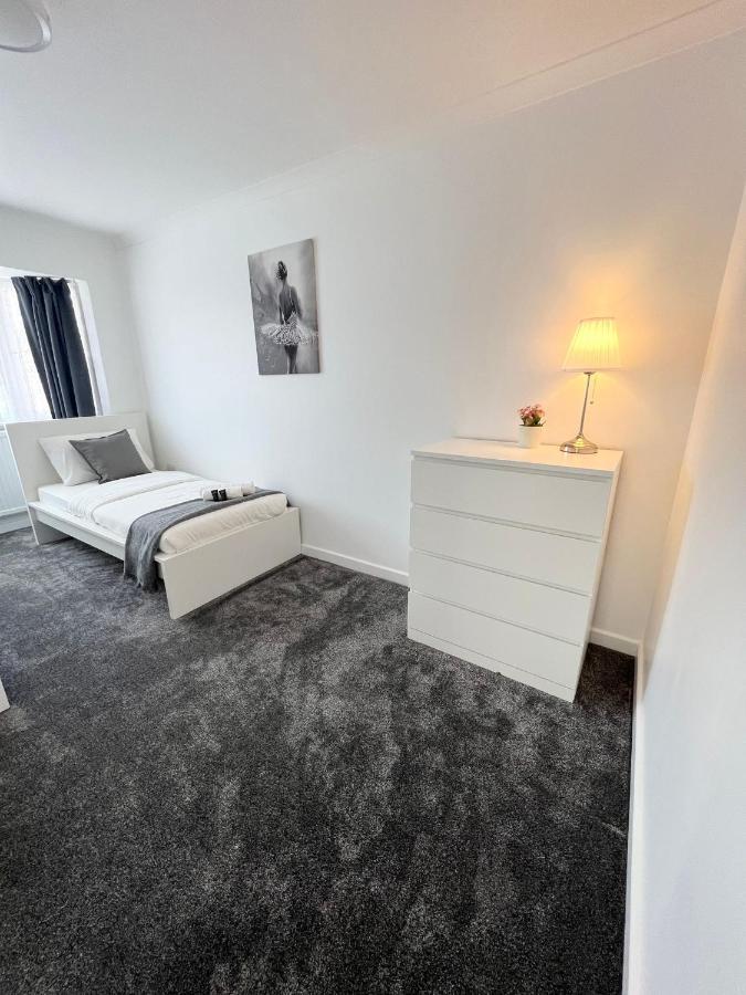 Stunning Flat In Greater London Hotel Luaran gambar